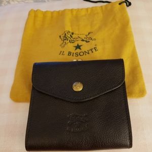 NWOT Ladies Il Bisonte Bi-fold/Change Purse Wallet